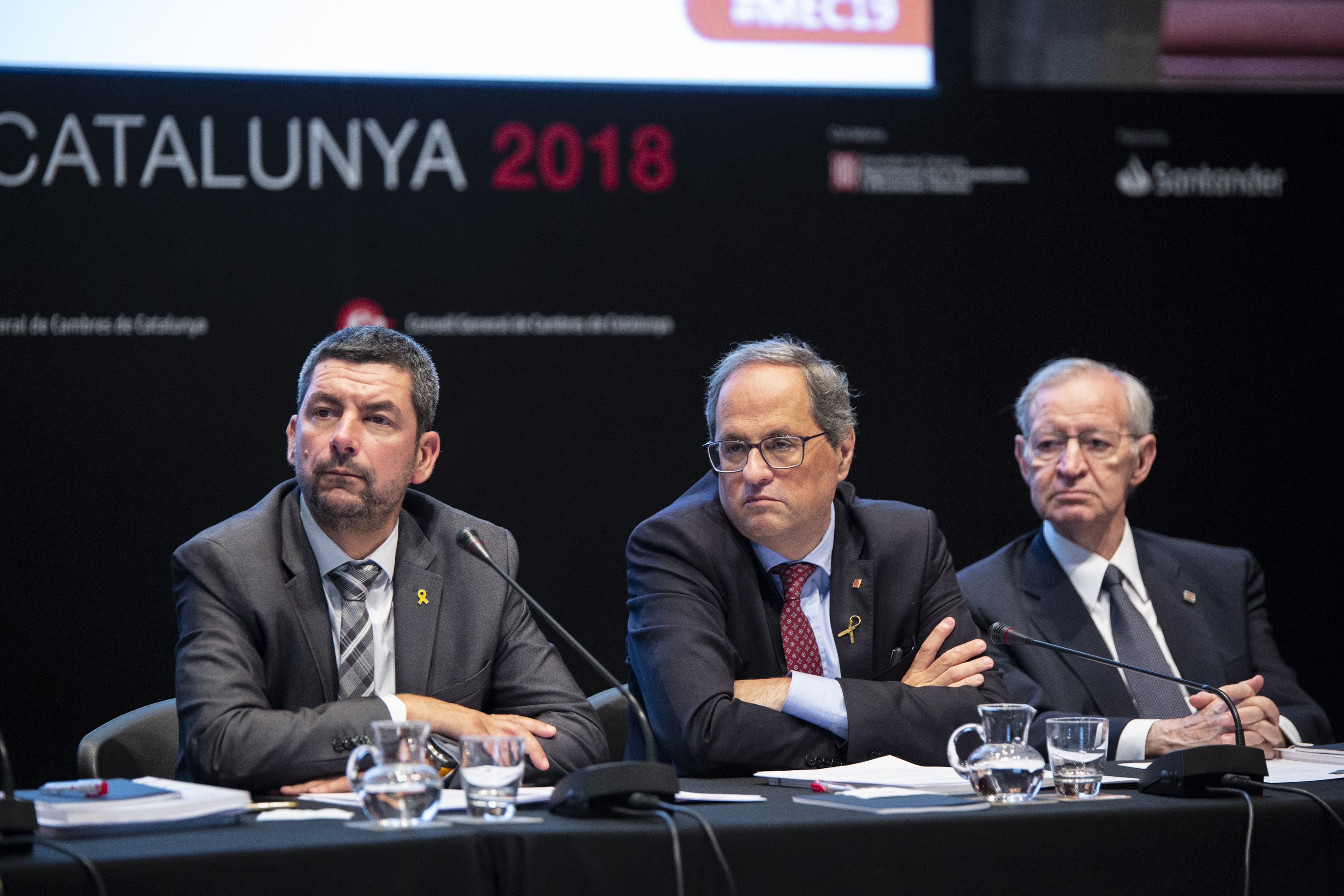 Foment, Pimec, CCOO y UGT reclaman a Torra tumbar la nueva ley de Cambres