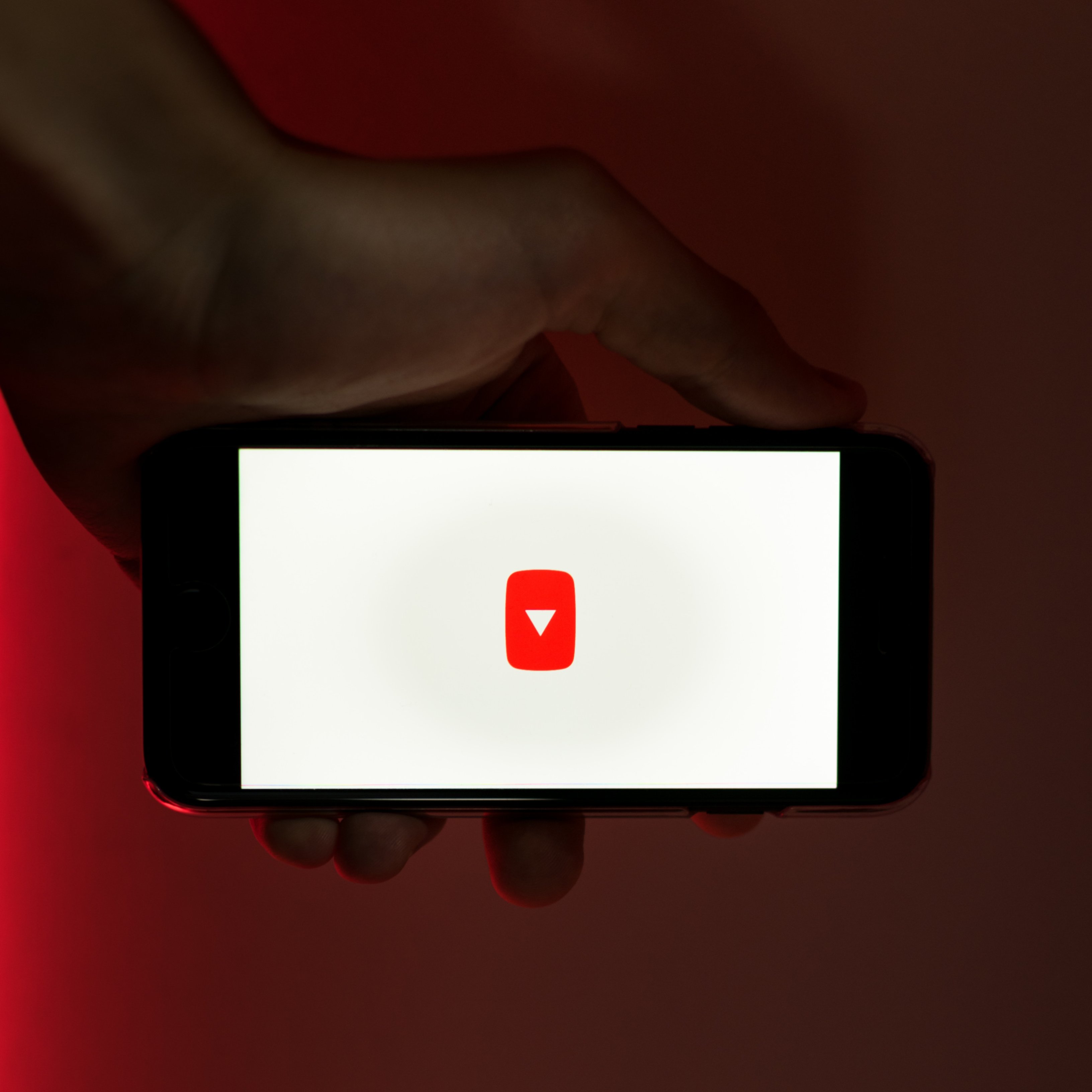 Com descarregar els vídeos de YouTube que vulguis al teu mòbil