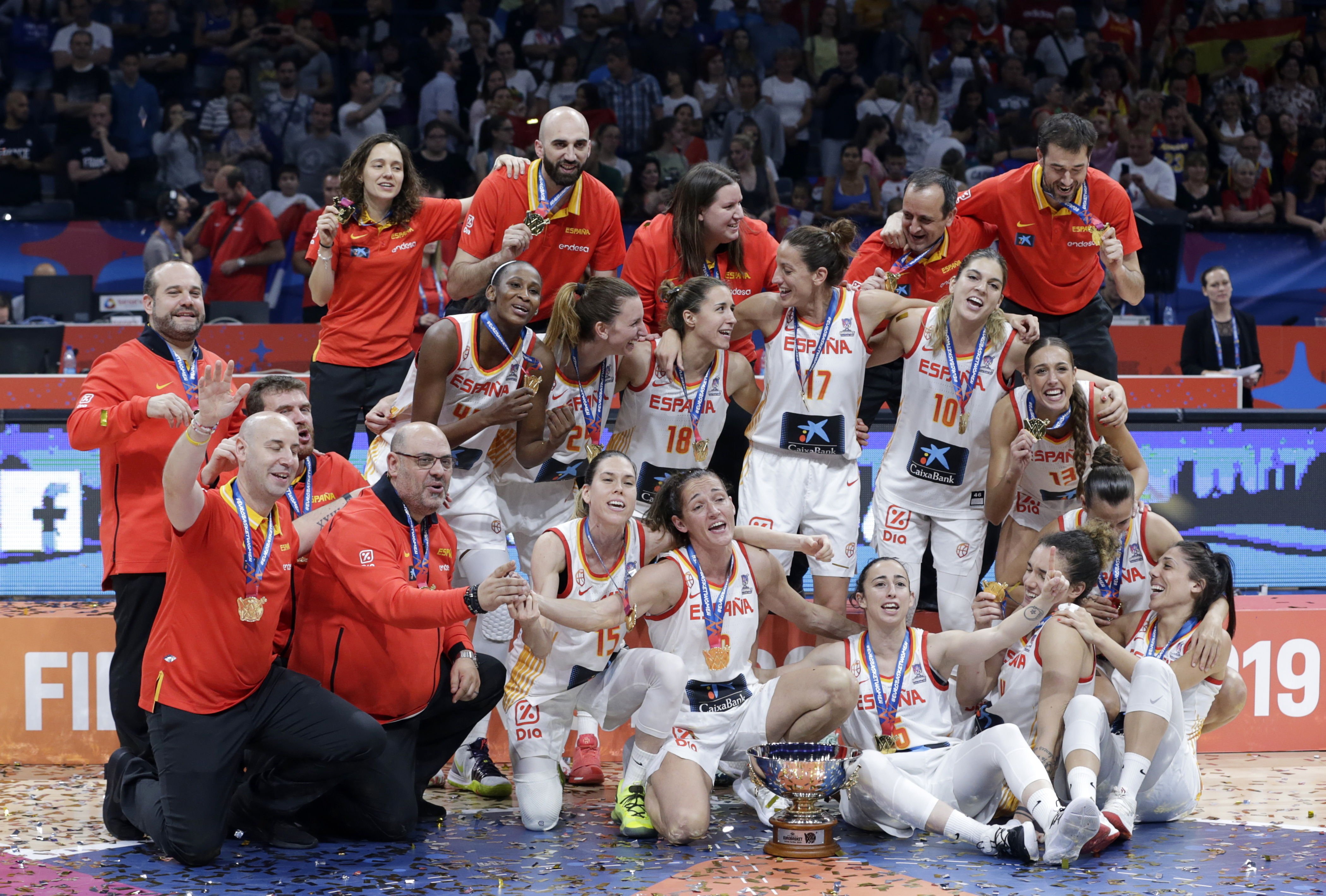 Espanya guanya l'Eurobasket i es penja el quart or europeu (86-66)