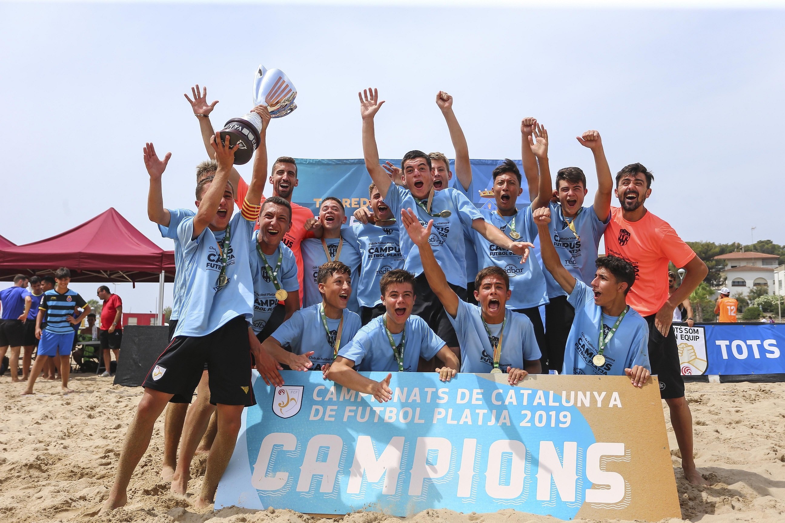 El Platja Torredembarra es converteix en el nou rei del futbol platja català