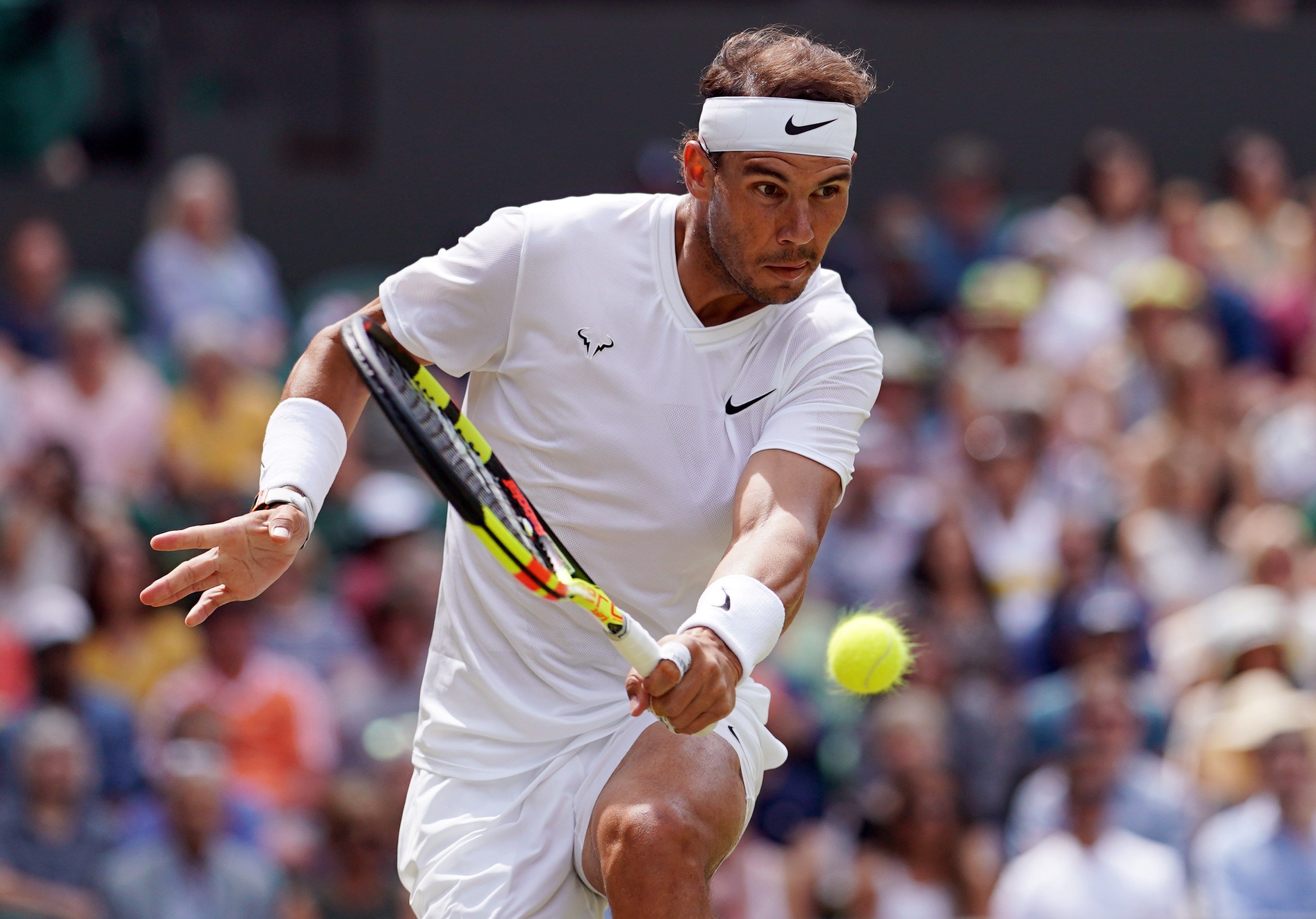 Nadal destrossa Sousa i ja és a quarts de Wimbledon