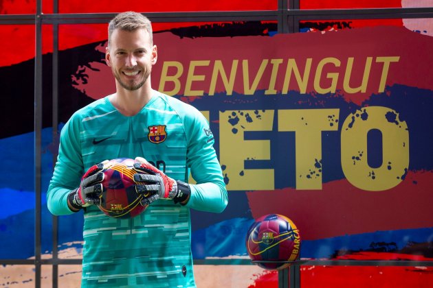 Neto presentat Barca EFE Neto presentat Barca EFE