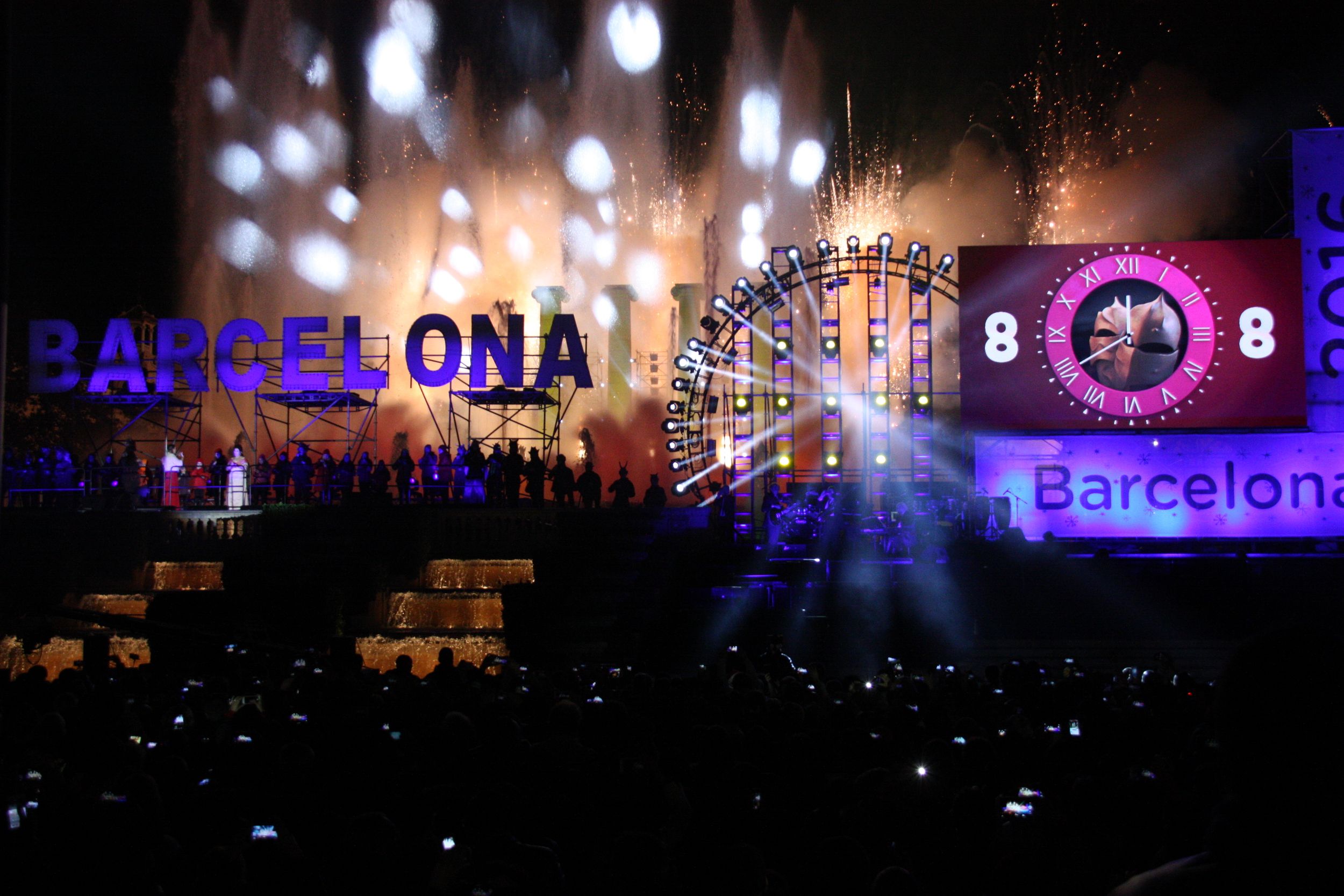 Barcelona refuerza la seguridad del espectáculo de Nochevieja