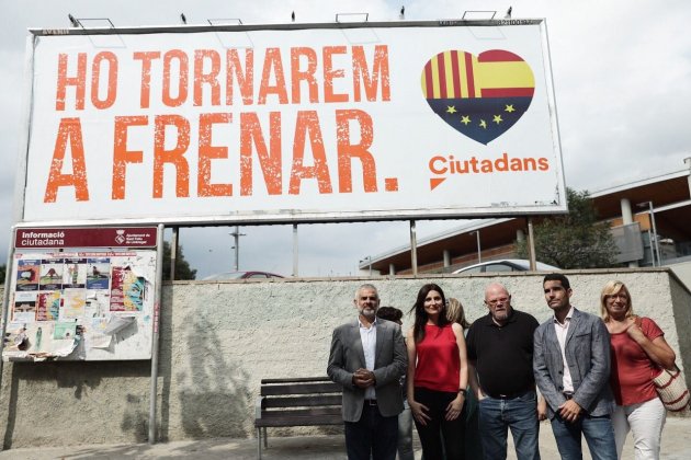 cartel ciudadanos frenar