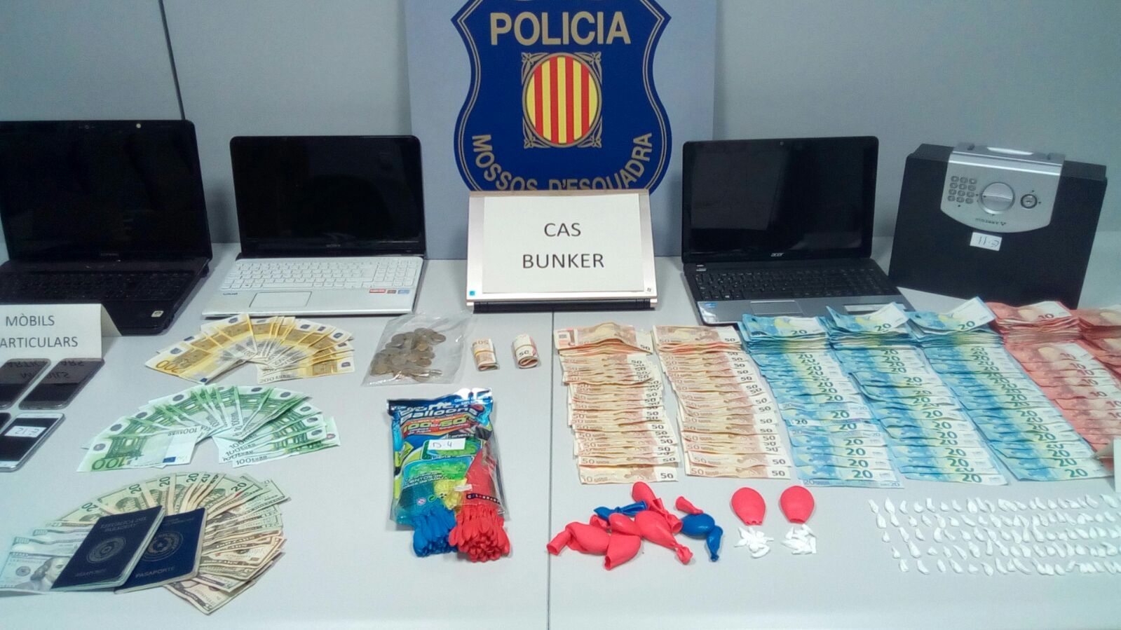 Encuentran en Badalona cocaína escondida en globos infantiles