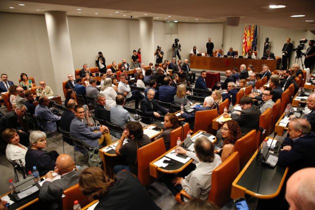 EL NACIONAL Constitució Diputació Barcelona   Sergi Alcàzar