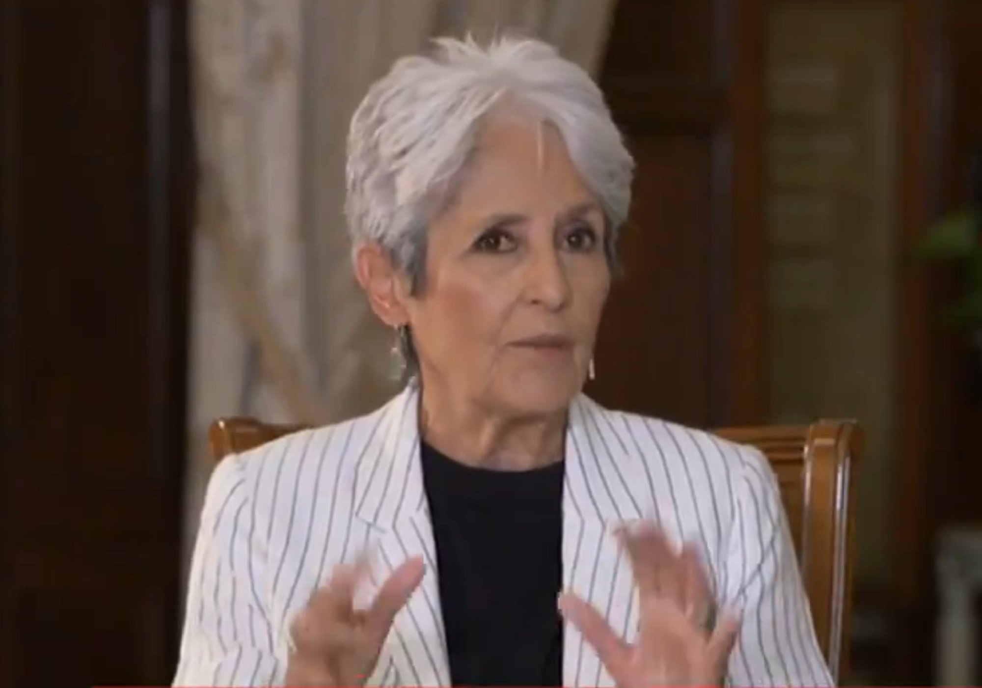Folk singer Joan Baez: "It's clear that there is injustice in Catalonia"