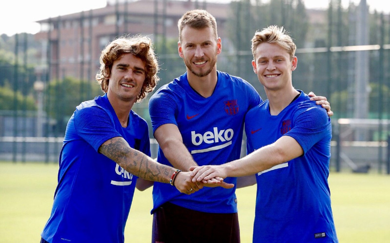 Griezmann, De Jong i Neto debuten en els primers entrenaments amb el Barça