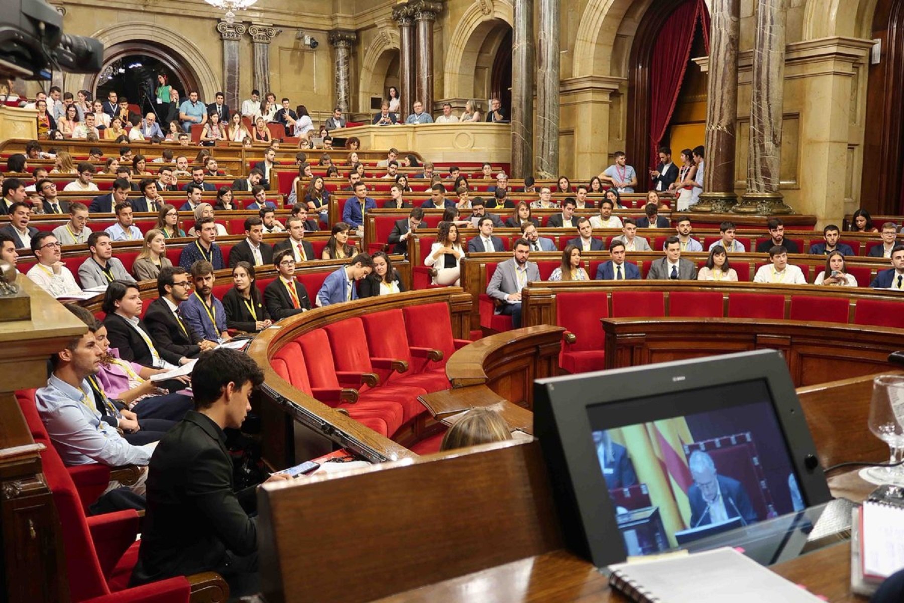 Insólito pacto entre JxCat y Ciudadanos (en el Pleno Universitario)