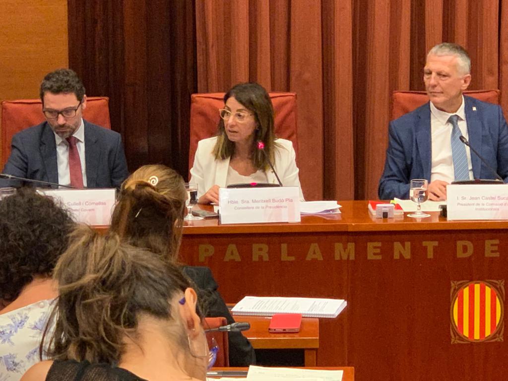 Els grups es tiren els pactes pel cap al Parlament però el PSC s'obre a pactar els pressupostos