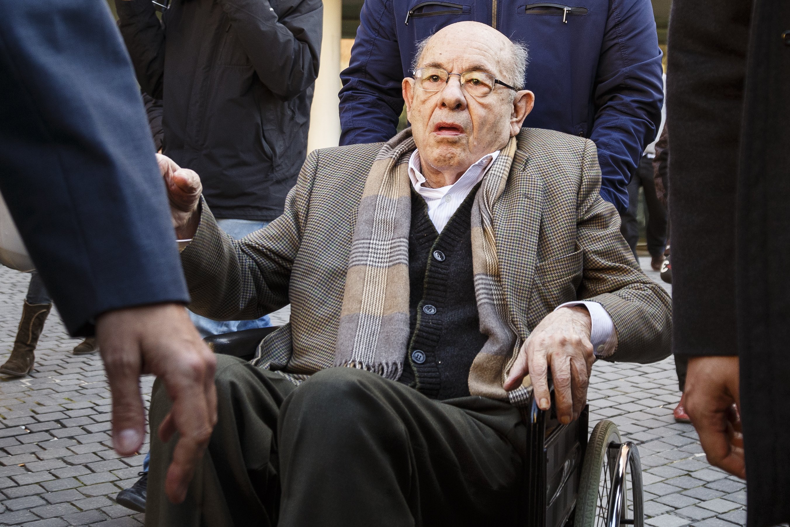 Félix Millet, released due to illness, returns to a Catalan prison by order of judge