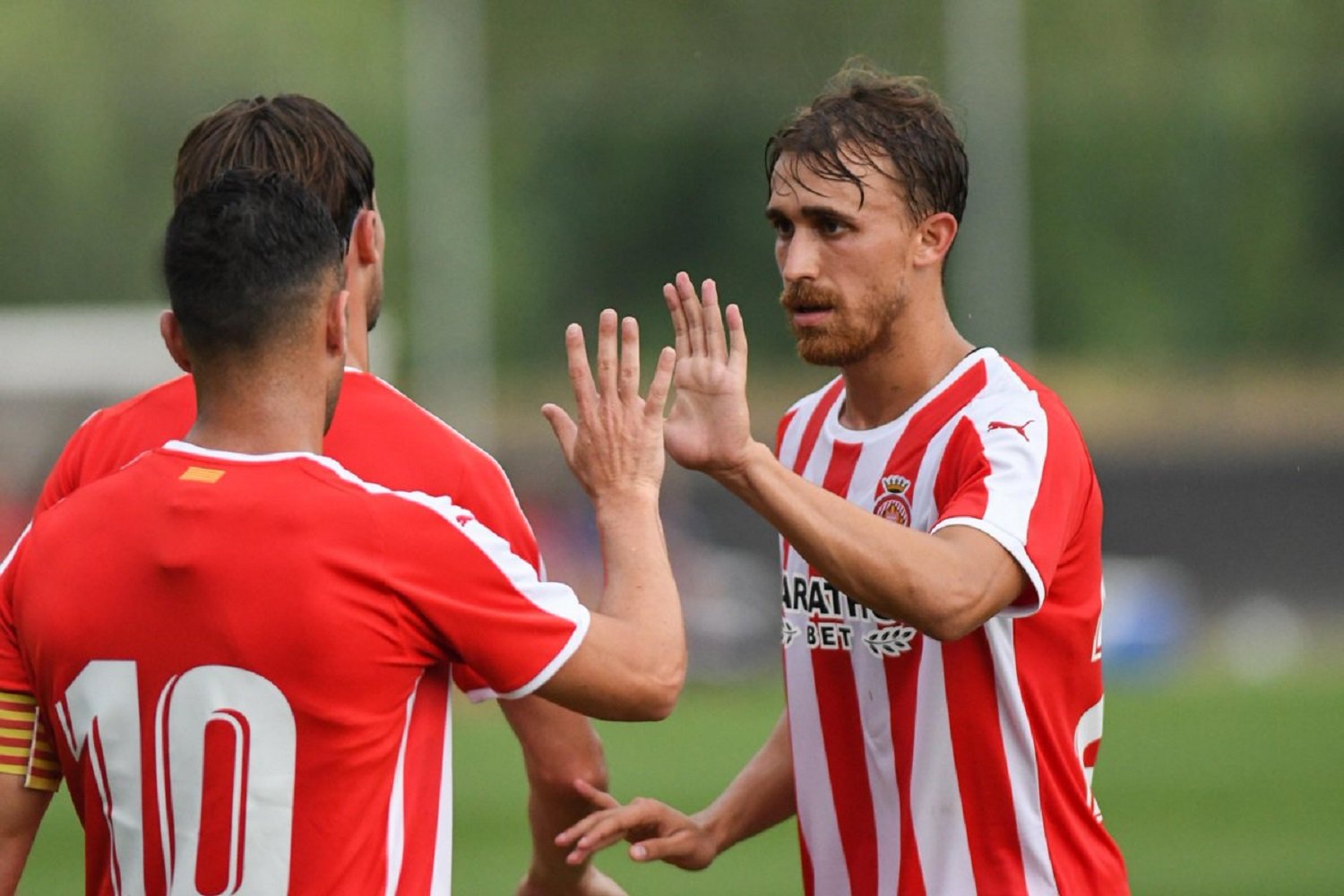 El nou Girona d'Unzué debuta amb victòria contra l'Al-Arabi (2-1)