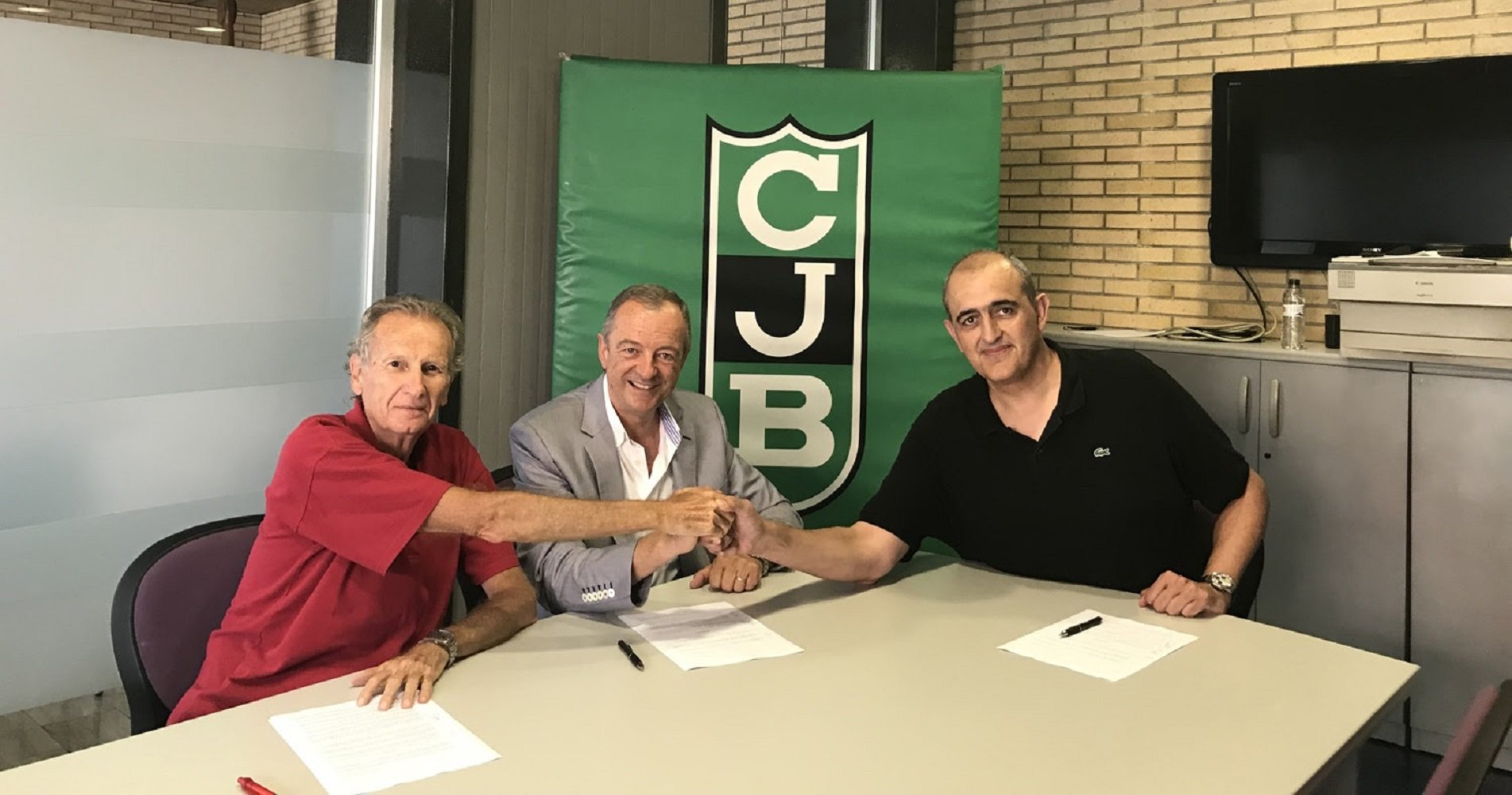 AE Badalonès, Joventut de Badalona i CB Prat signen un triple acord de vinculació