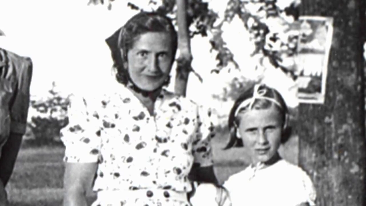 'Tú no eres una madre como las demás': de los felices años 1920 a los tétricos 1930