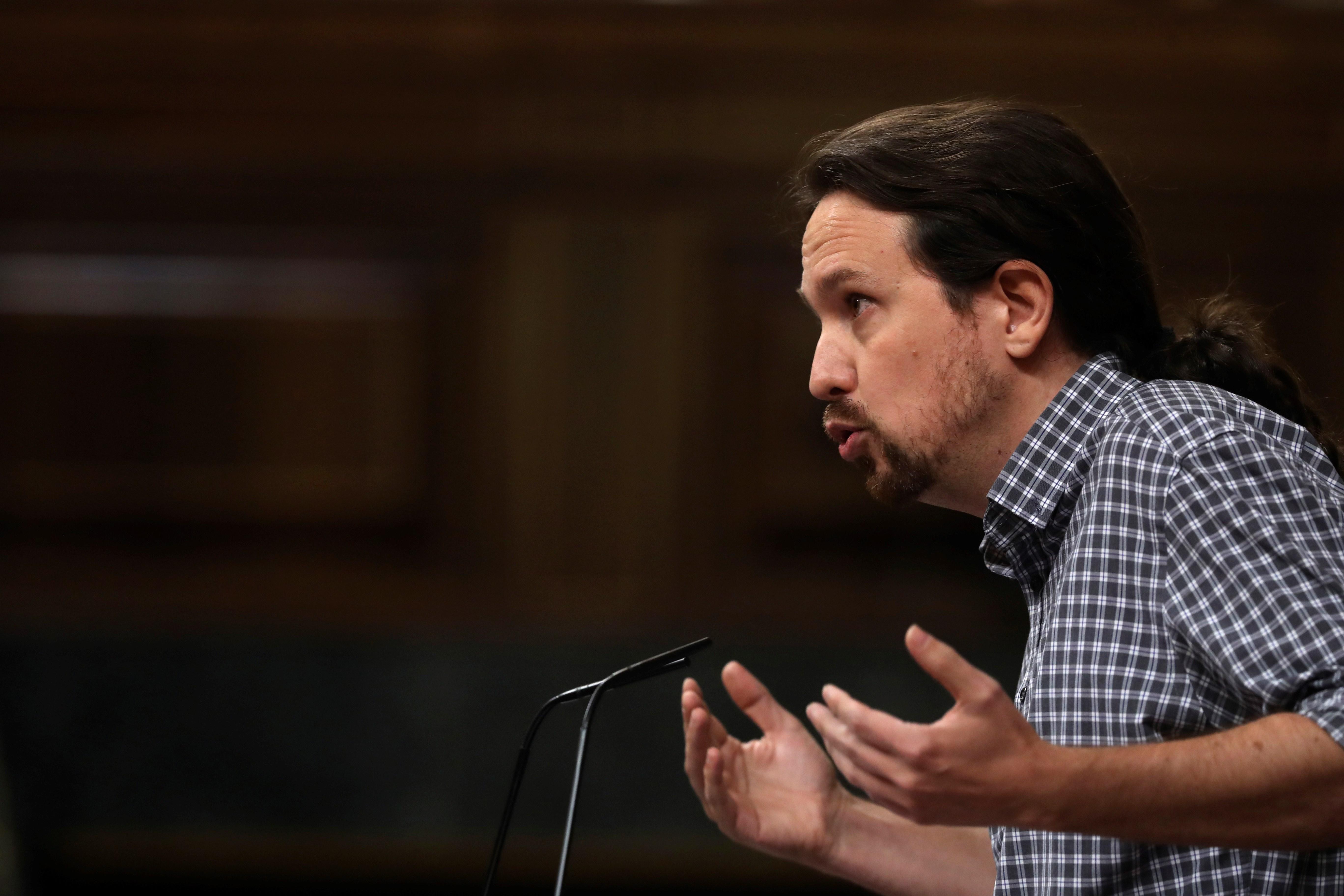 Podemos s'absté com "un gest més per facilitar les negociacions"