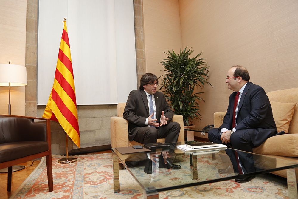 Iceta garanteix a Puigdemont voluntat de diàleg i acord