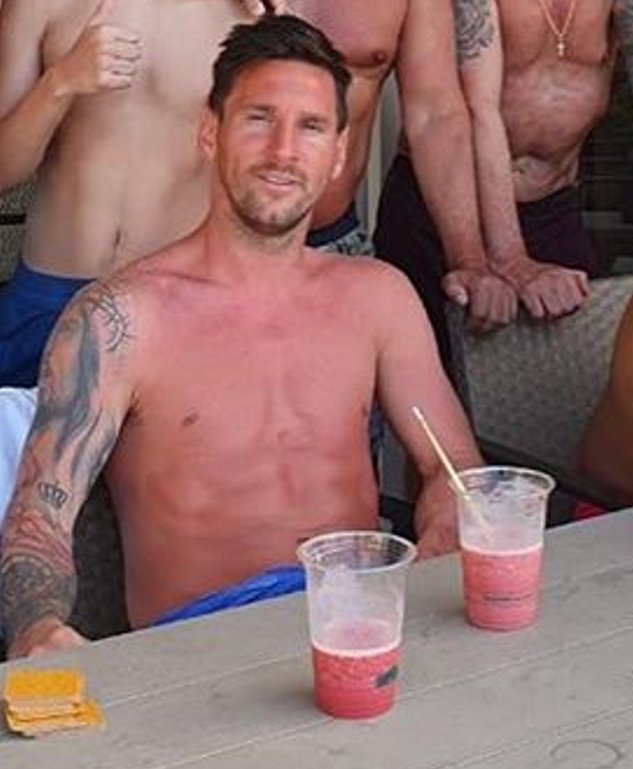 Leo Messi cremat sol ampliat @leomessi