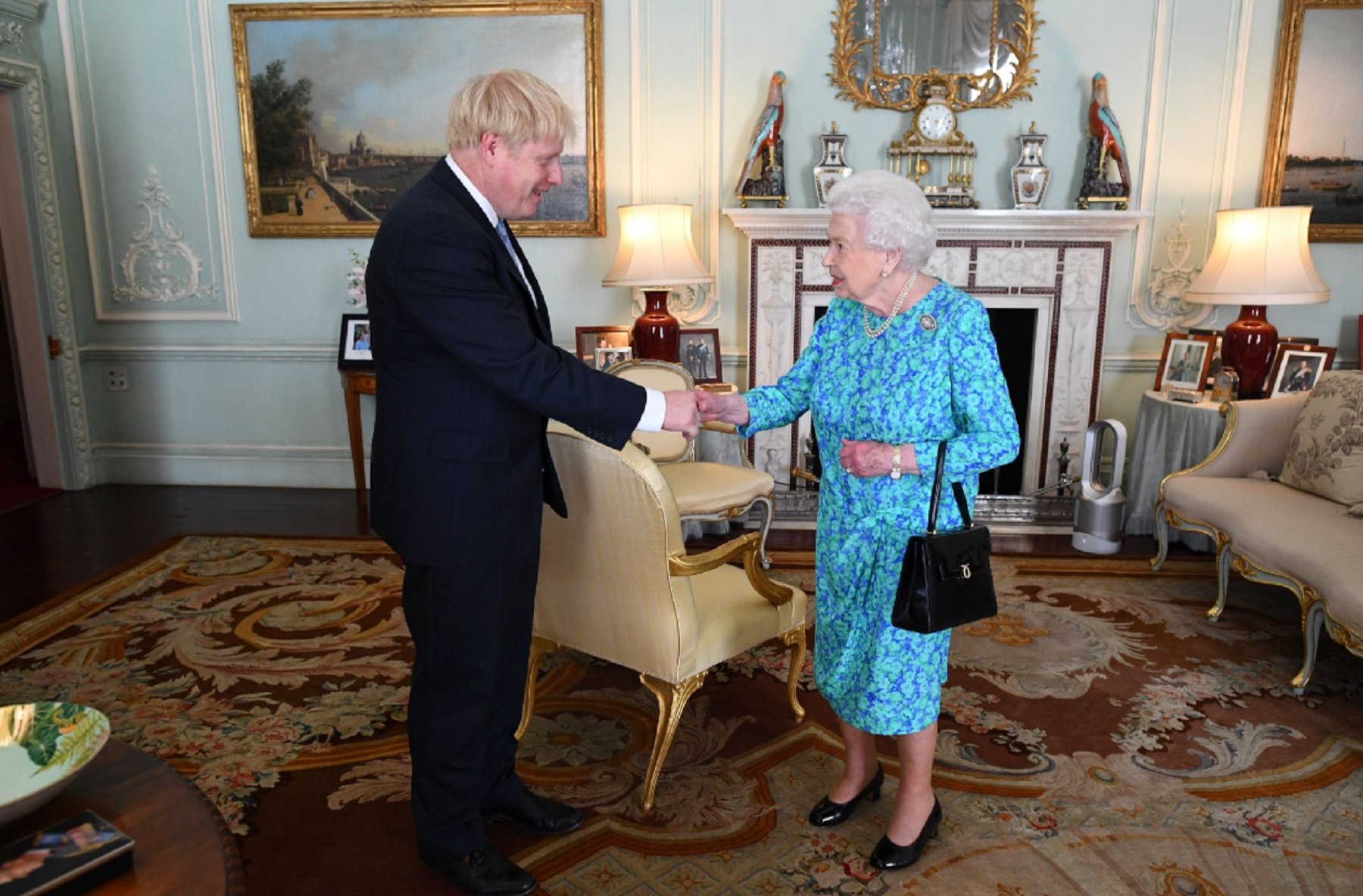 La reina Elisabet suspèn el Parlament britànic a la recta final del Brexit