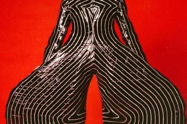 01. Striped bodysuit for Aladdin Sane tour 1973 Design by Kansai Yamamoto Photograph by Masayoshi Sukita  Sukita The David Bowie Archive 2012[1]