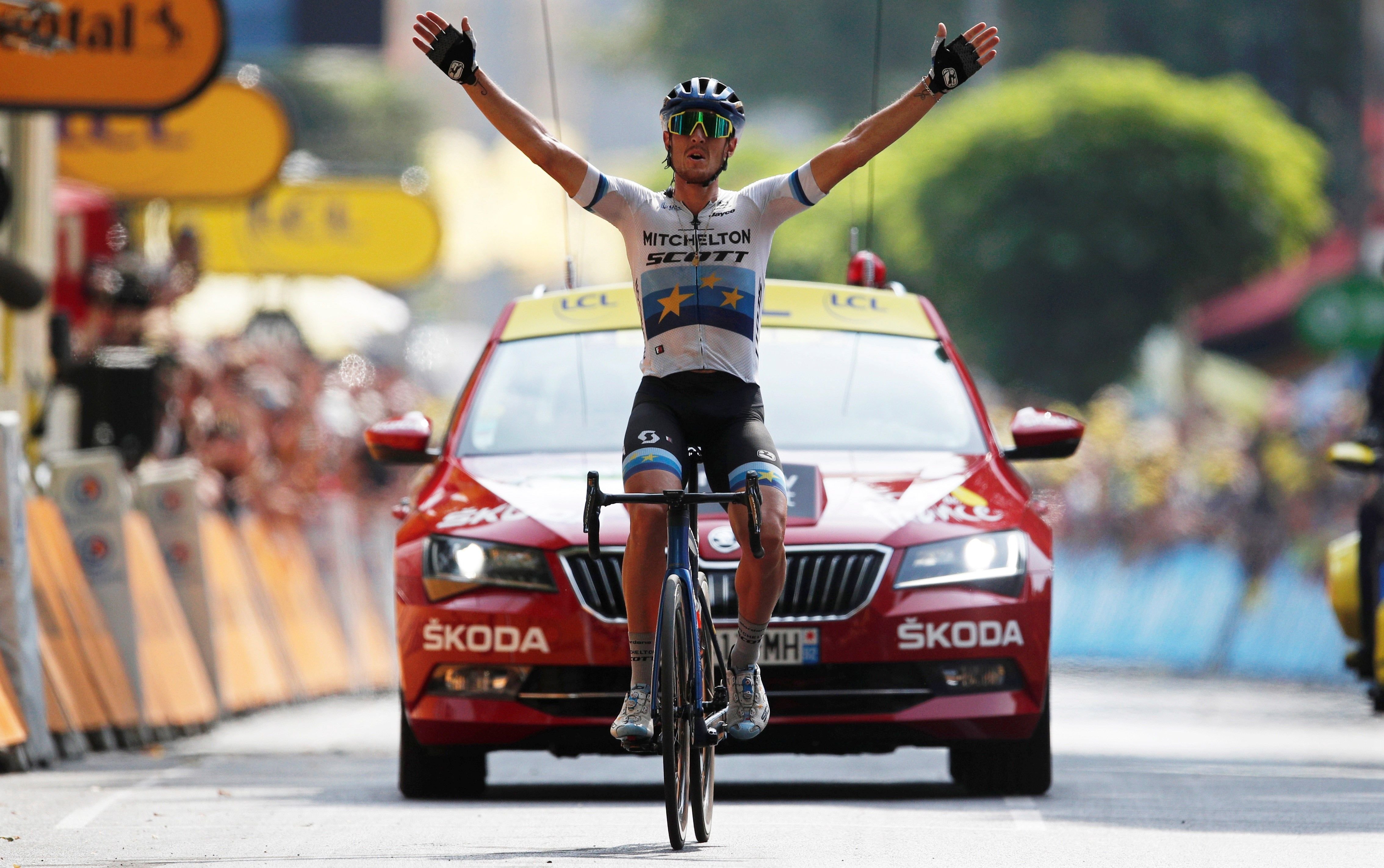 Trentin gana en puertas de los Alpes en el Tour de Francia