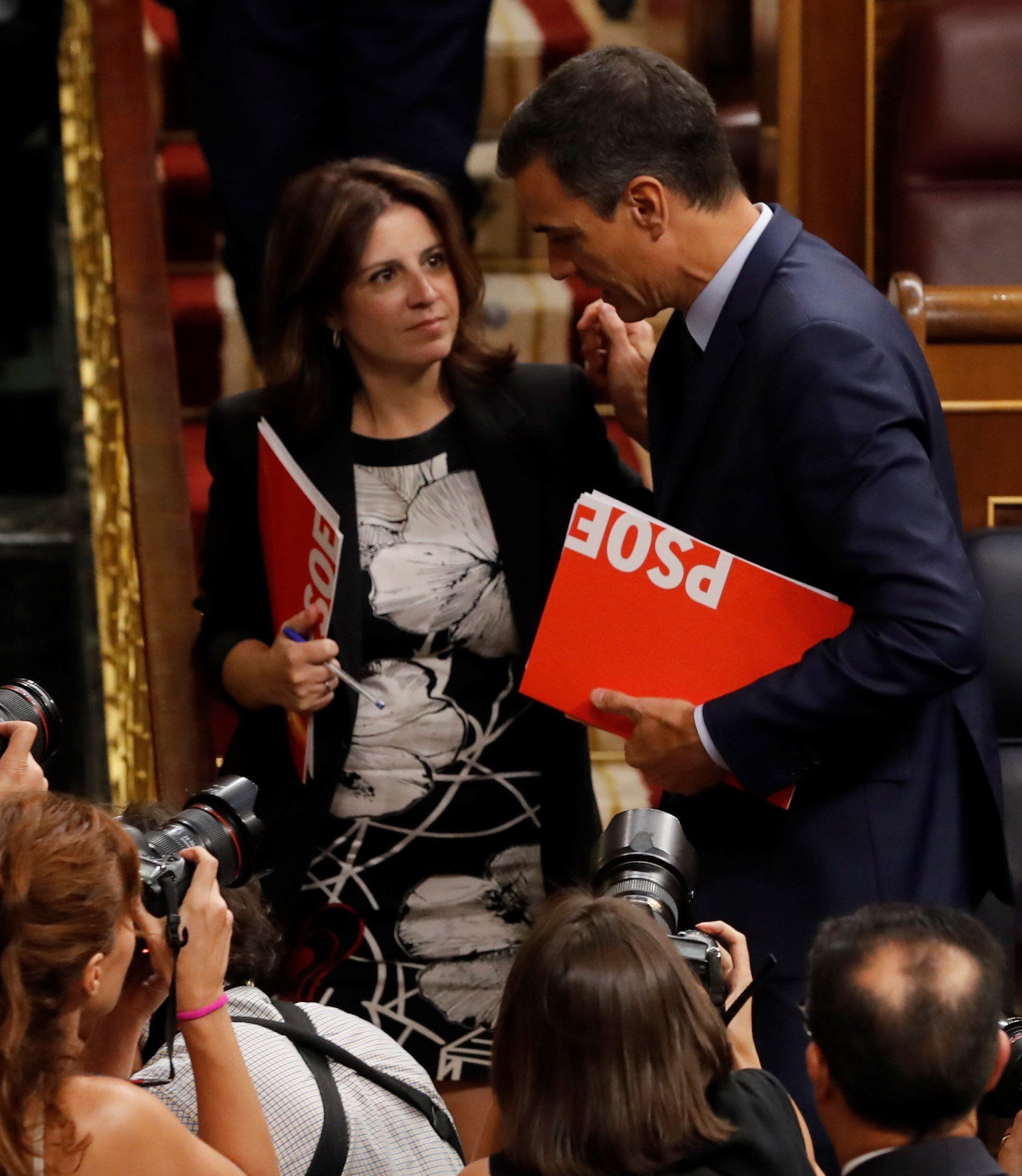 155 vots tomben la investidura de Sánchez