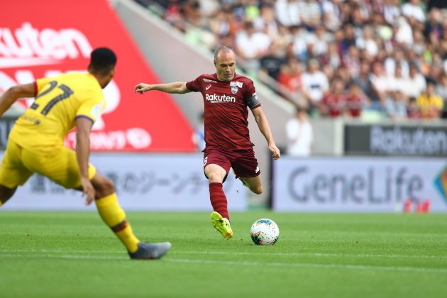 iniesta vissel kobe barça @vissel kobe