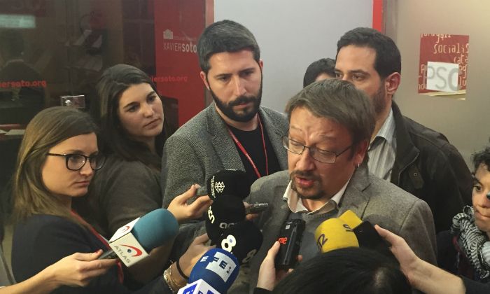 En Comú Podem i PSC impulsen el govern Sánchez