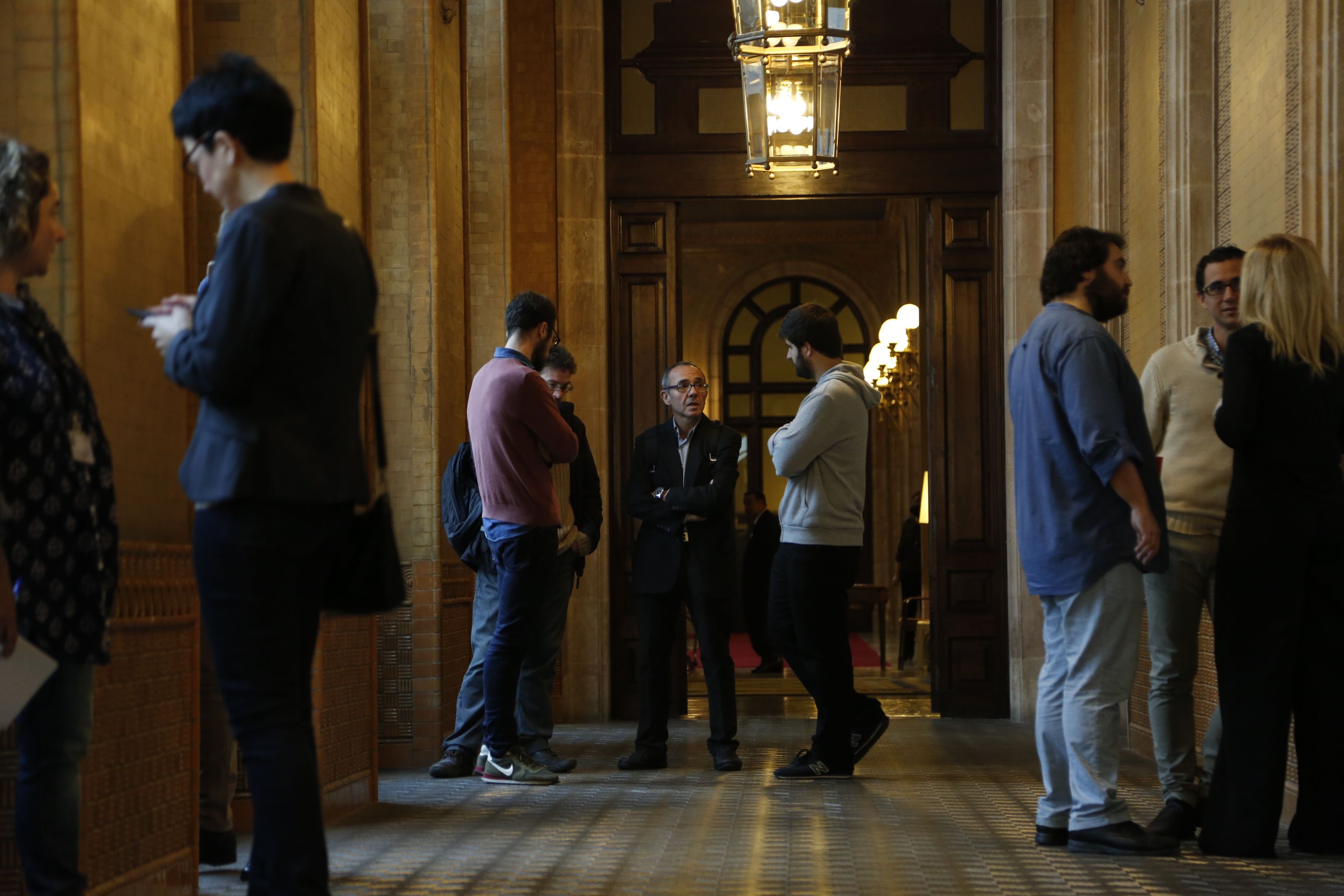 Los 'comuns' dejan solos a JxSí y la CUP con las leyes del 'procés'
