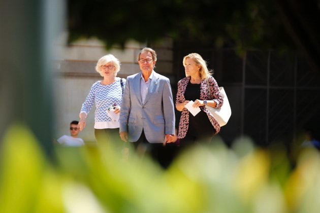 artur mas   joana ortega   irene rigau   sergi alcazar