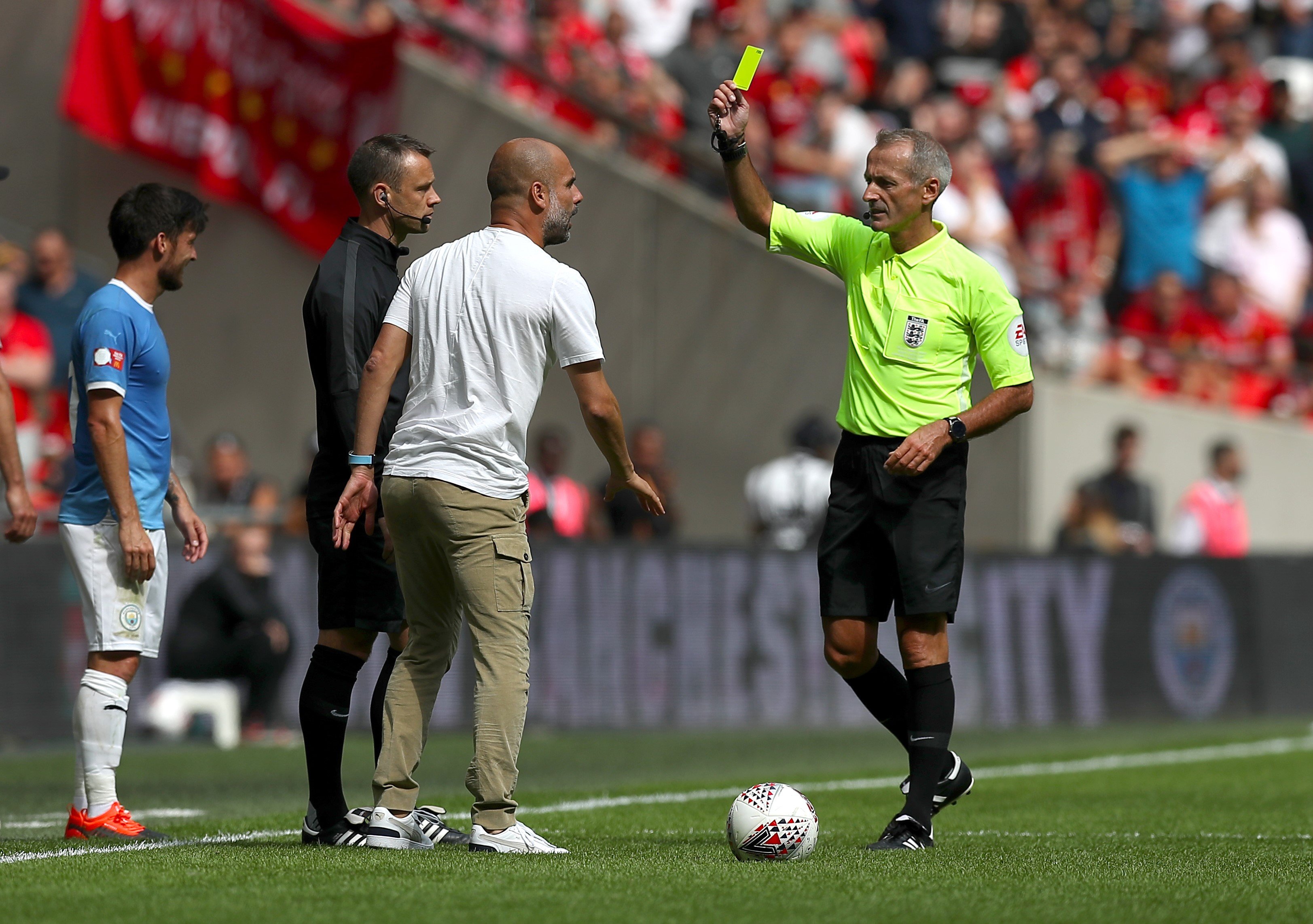 Pep Guardiola targeta groga Martin Atkinson Europapress