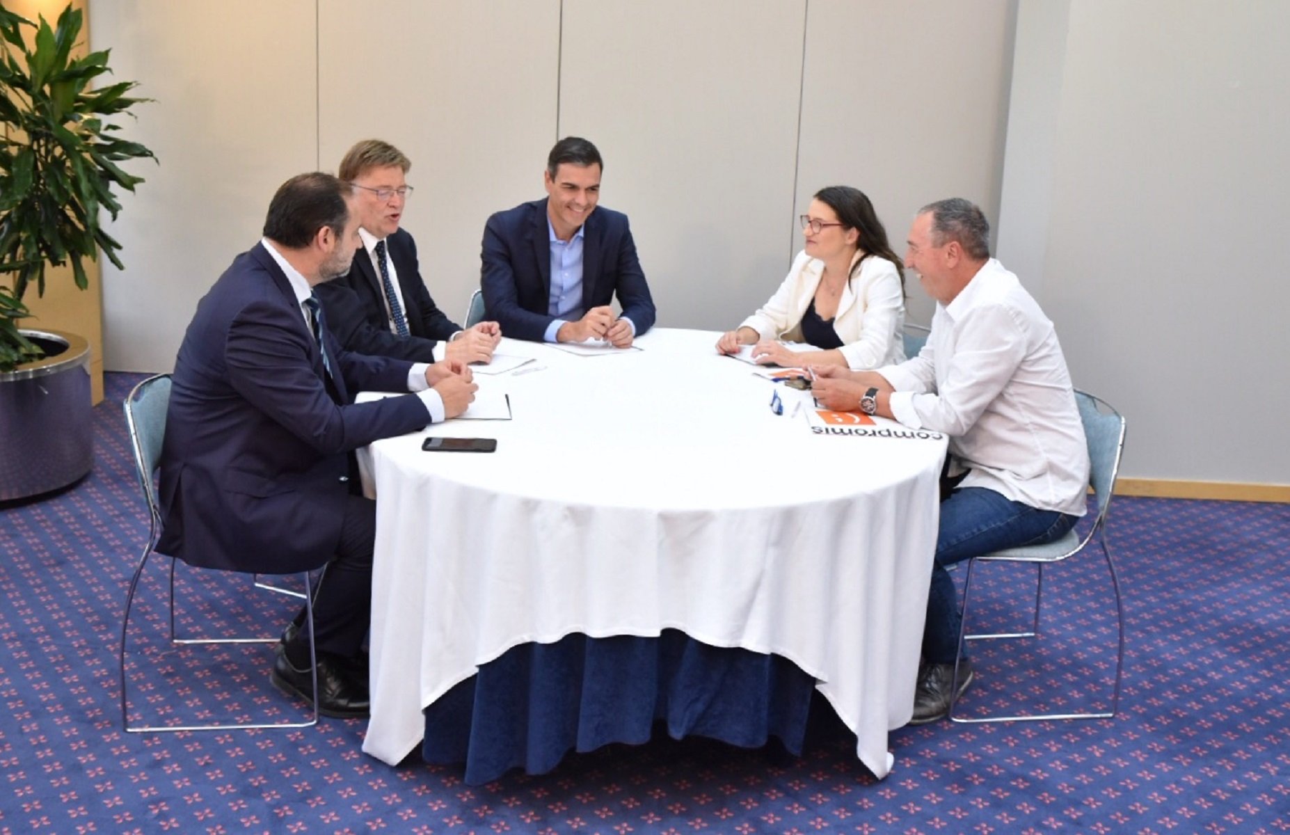 El PSOE busca convèncer Compromís amb una reforma del finançament