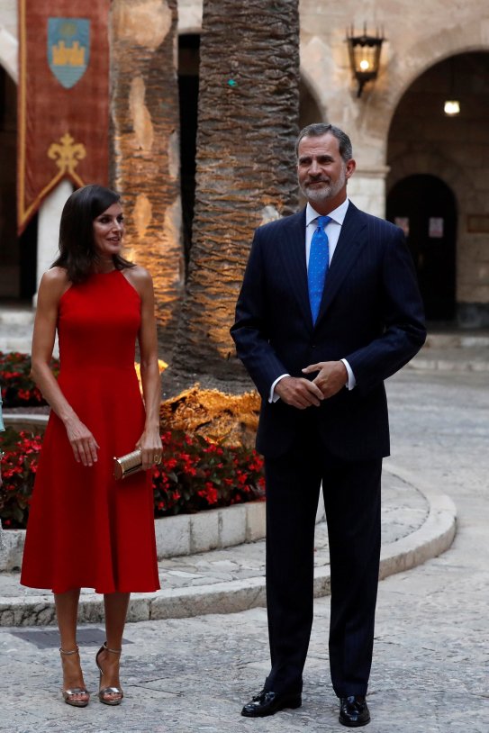 Felipe Letizia recepcion autoridades Palma EFE