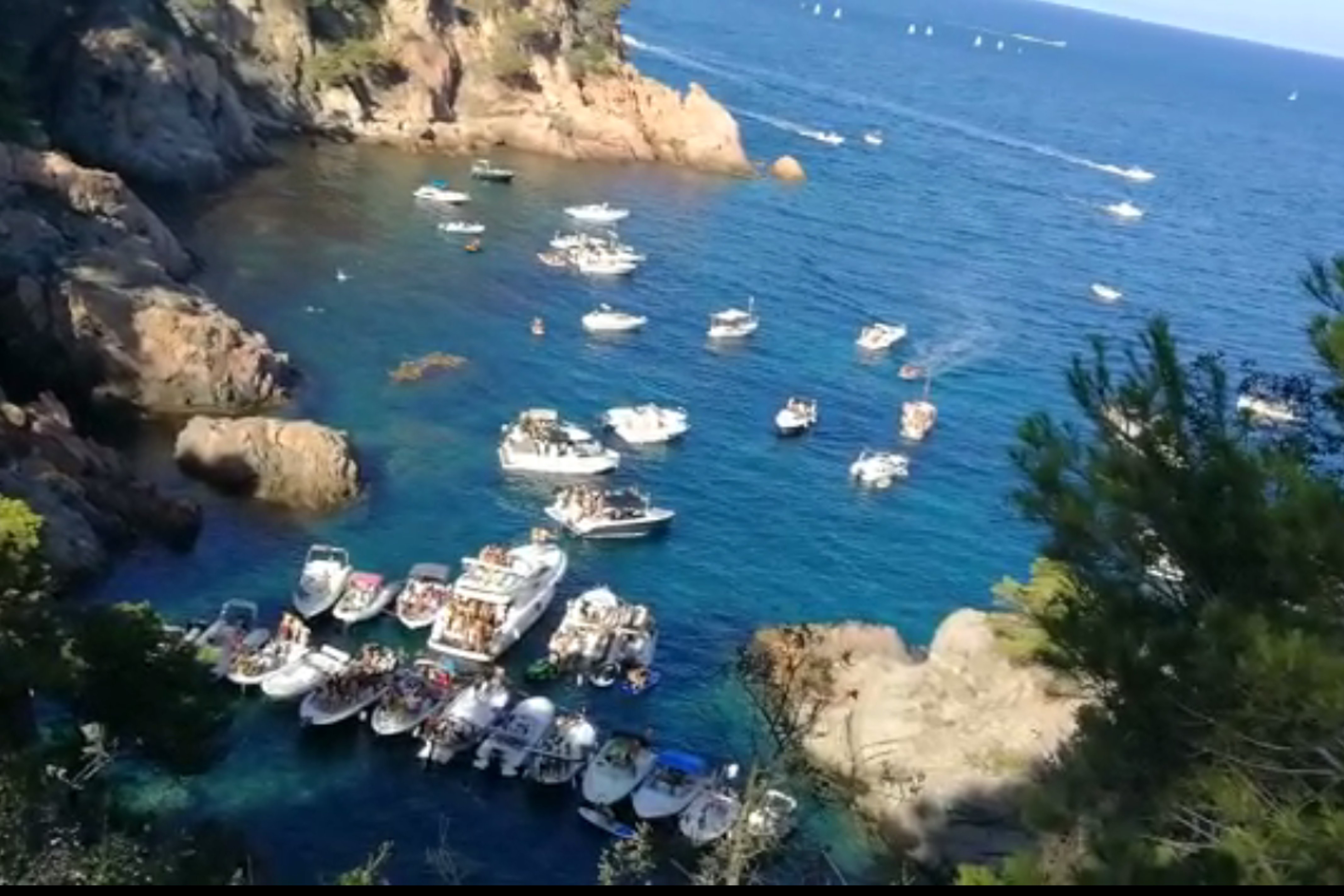Creus que el govern espanyol deixa desprotegides les cales de la Costa Brava?