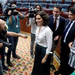 Ayuso (PP) es investida presidenta de la Comunidad de Madrid
