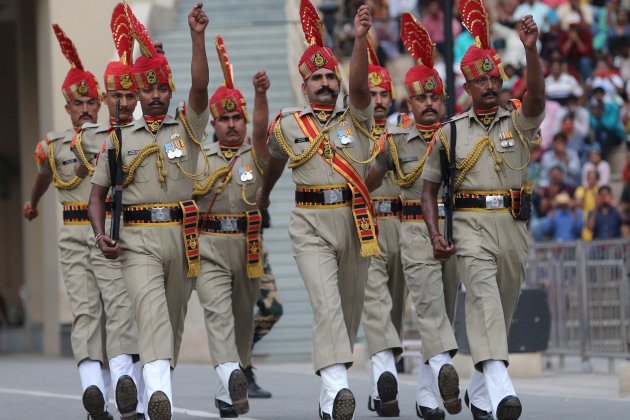 Frontera india pakistan cerimonia militar 4 efe