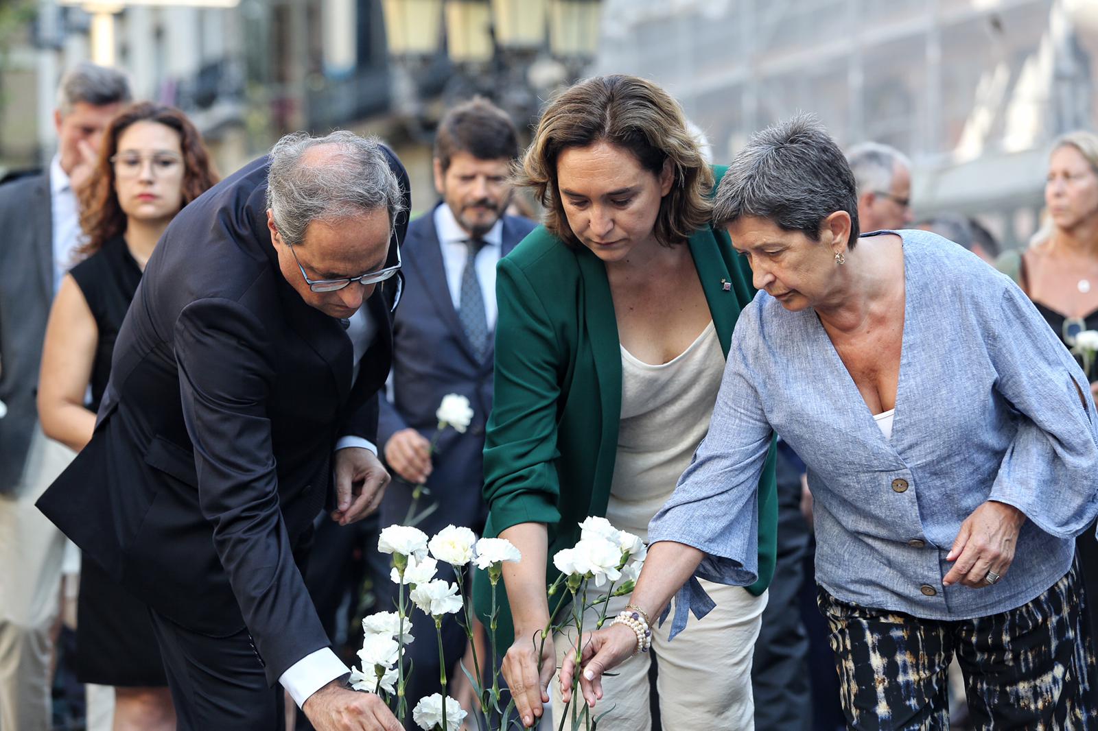 Colau pide repensar el protocolo de víctimas del terrorismo