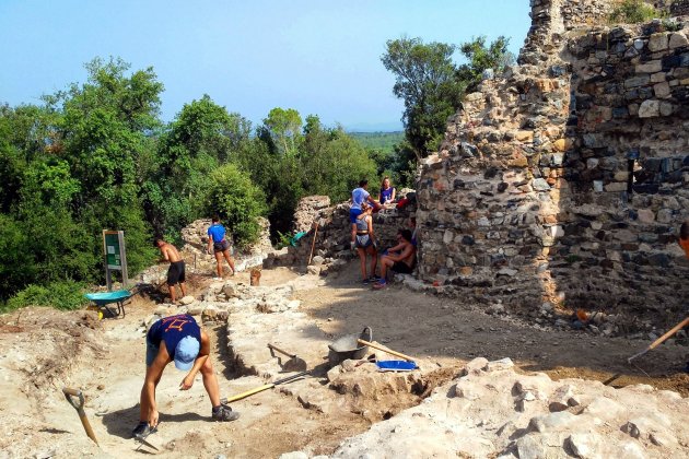 muralla Sant Iscle de Vidreres - acn muralla Sant Iscle de Vidreres - acn
