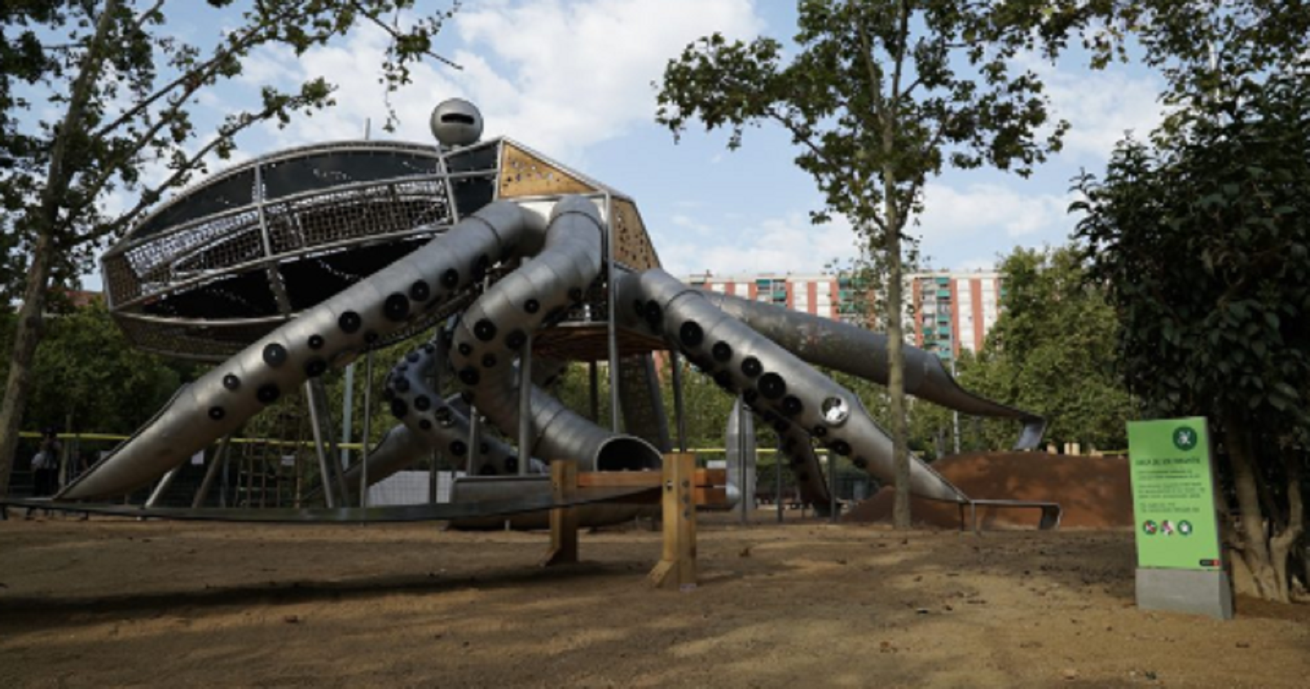 Tanquen el pop gegant del parc de la Pegaso una setmana després d'inaugurar-lo