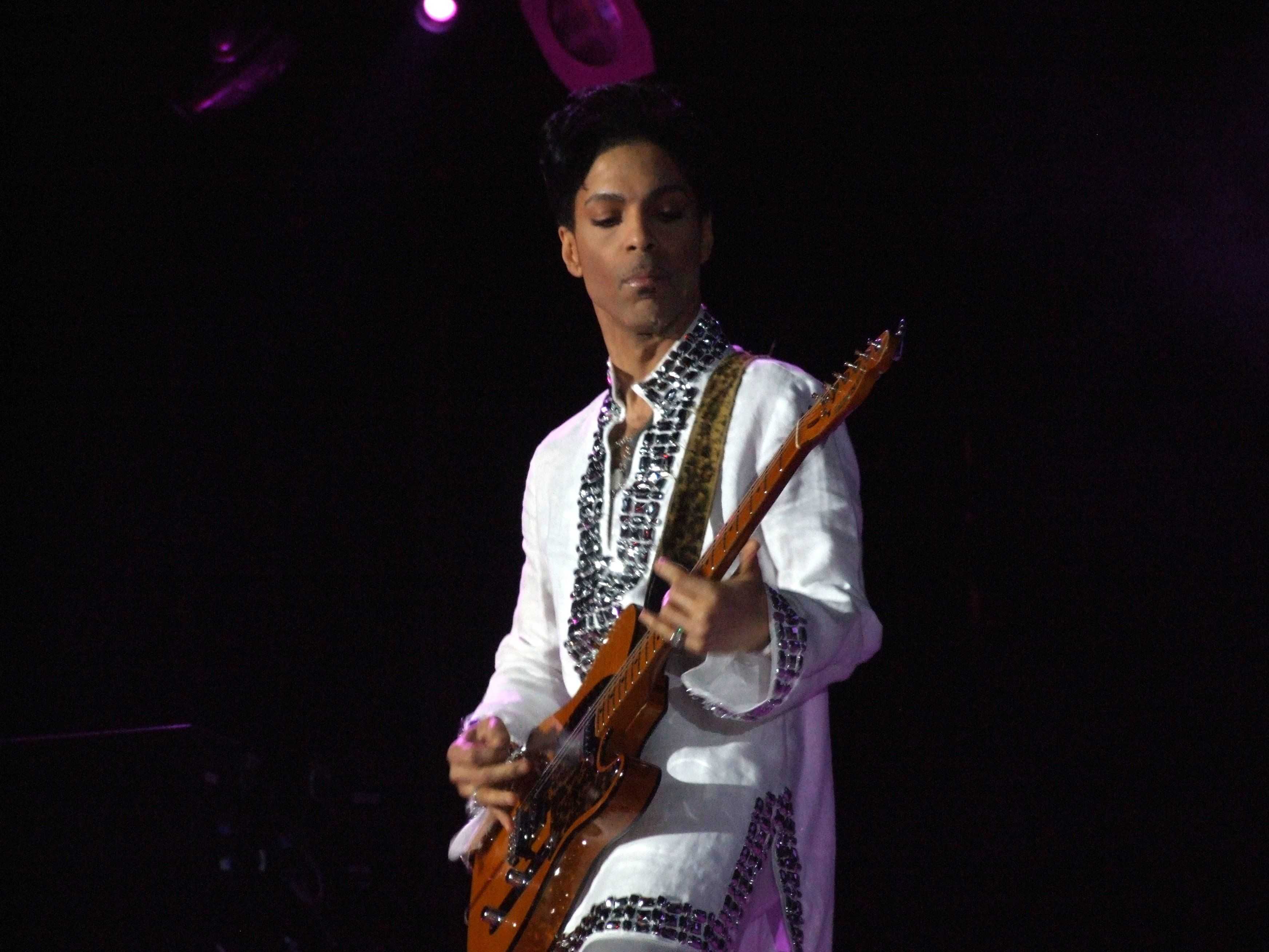 Mor el cantant Prince als 57 anys