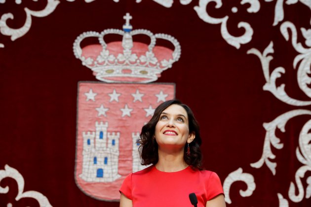 Díaz Ayuso presa posessió Madrid EFE Díaz Ayuso presa posessió Madrid EFE