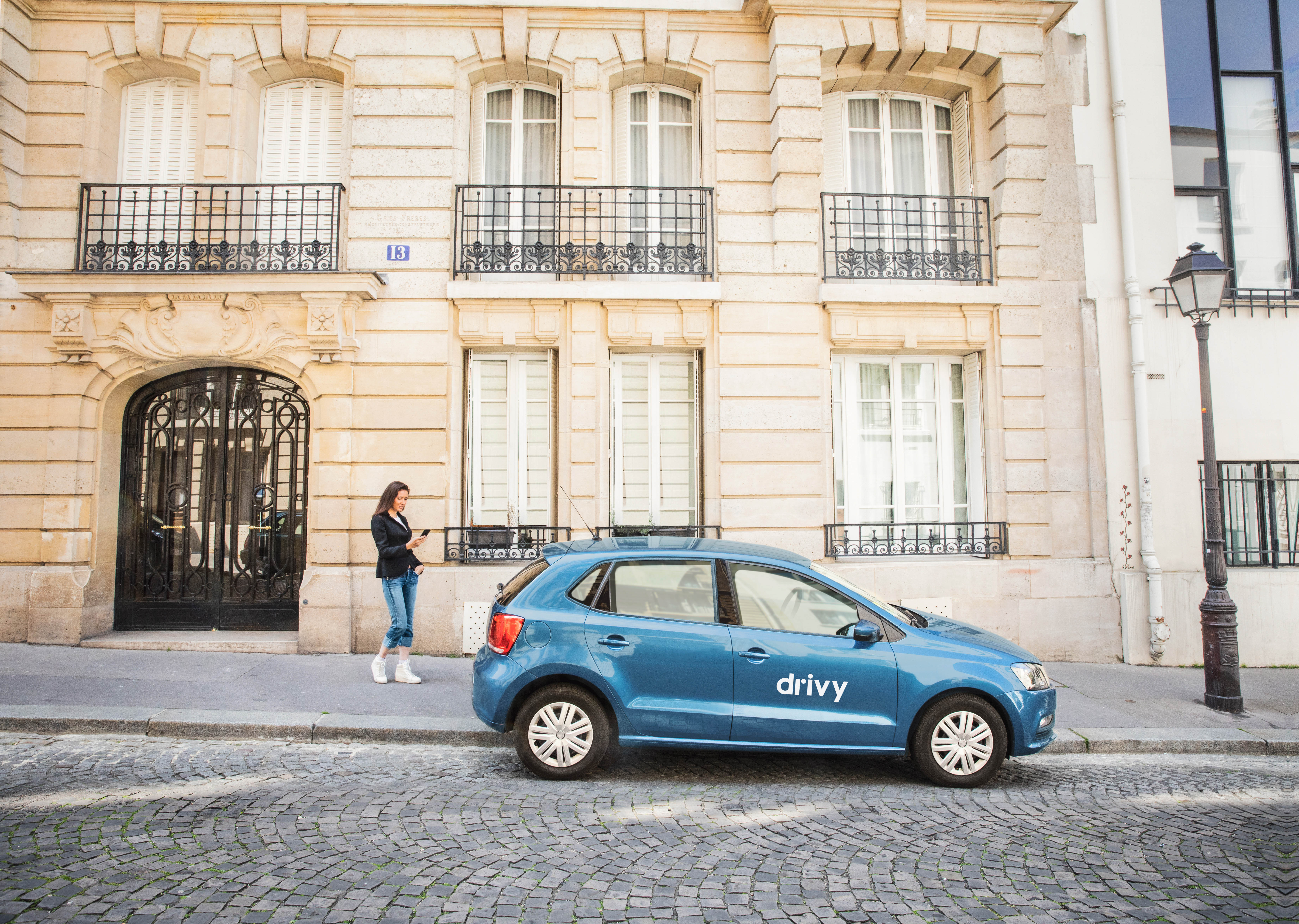 El uso del coche compartido se consolida en Barcelona