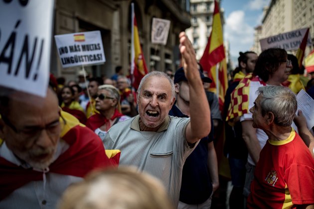 manifestacio españolista ultra hablamos español españolismo barcelona septiembre 2018 - Carles Palacio