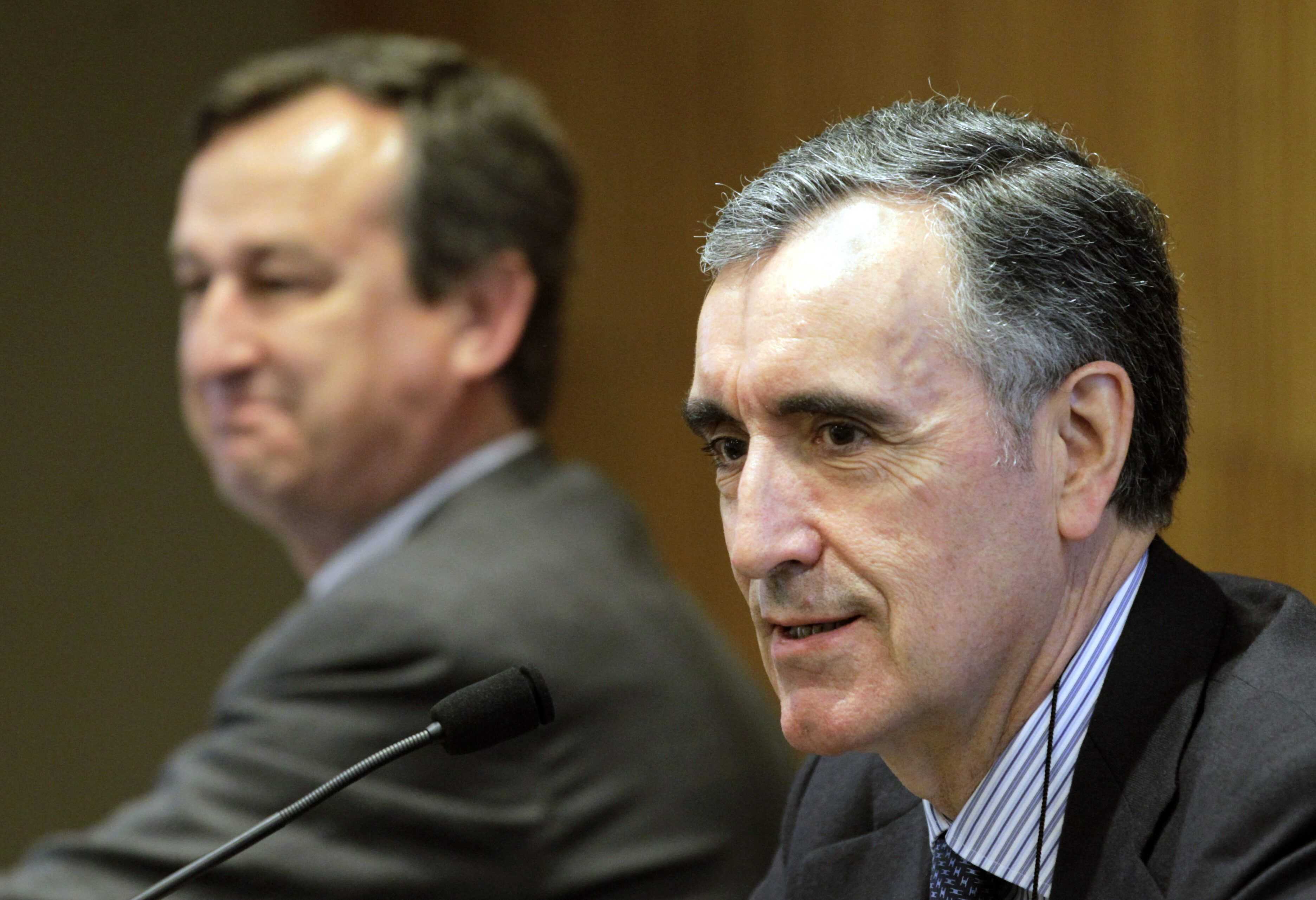 Ausbanc también pidió 300.000€ anuales a Novagalicia