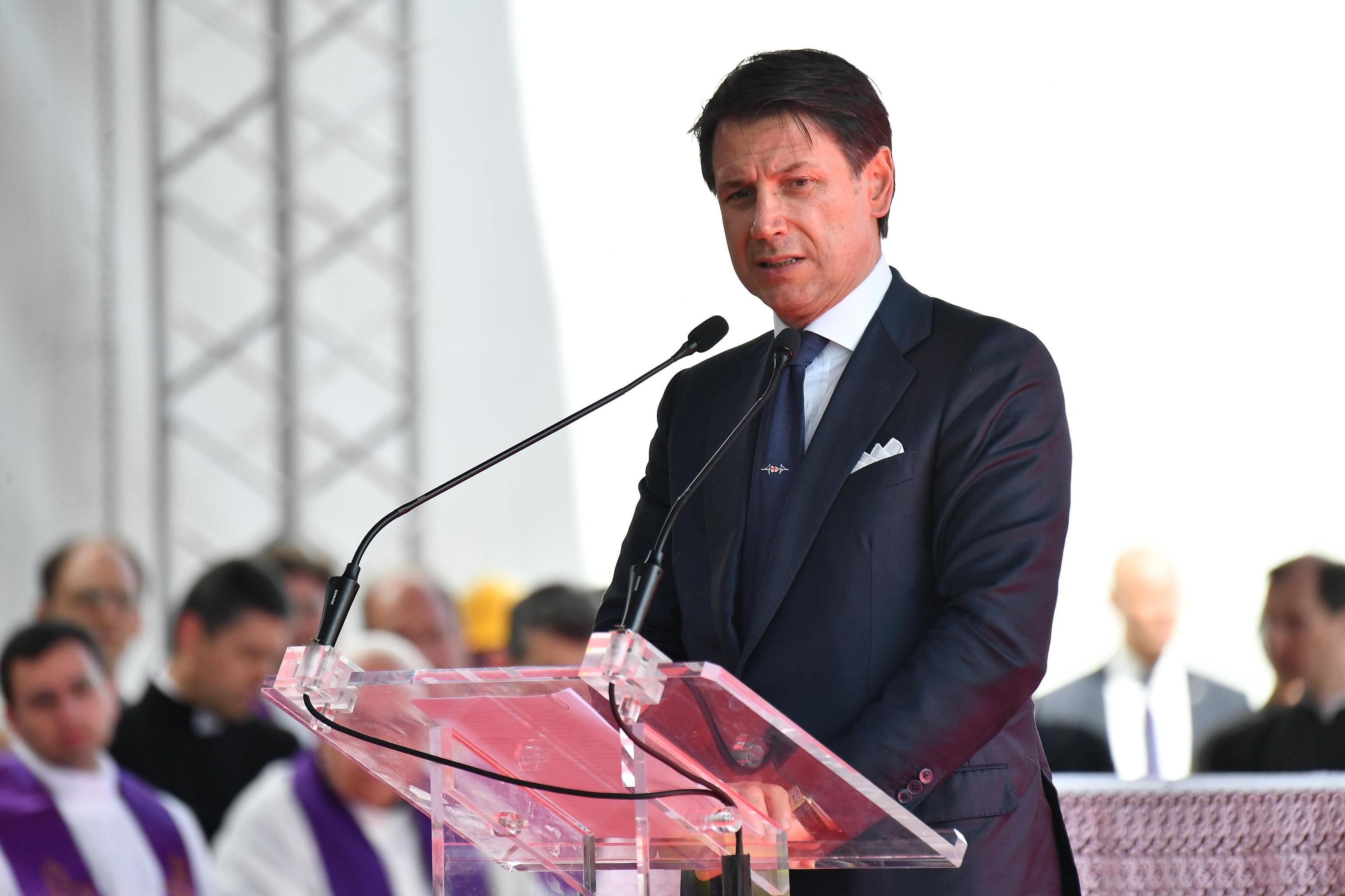Conte dimiteix com a primer ministre d'Itàlia davant de la pressió de Salvini