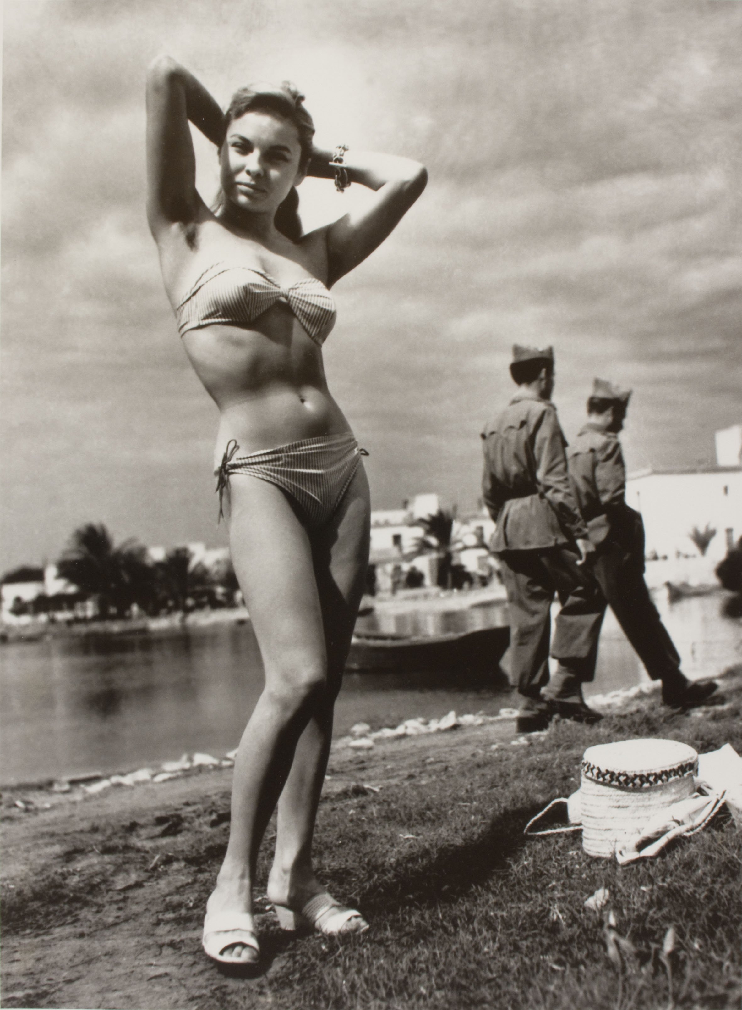 2. Oriol Maspons, Monique, primer bikini de Ibiza 1954 ∏ Oriol Maspons, VEGAP, Barcelona, 2019