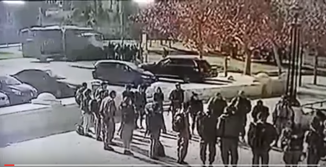 Una cámara de seguridad ha captado el atropello