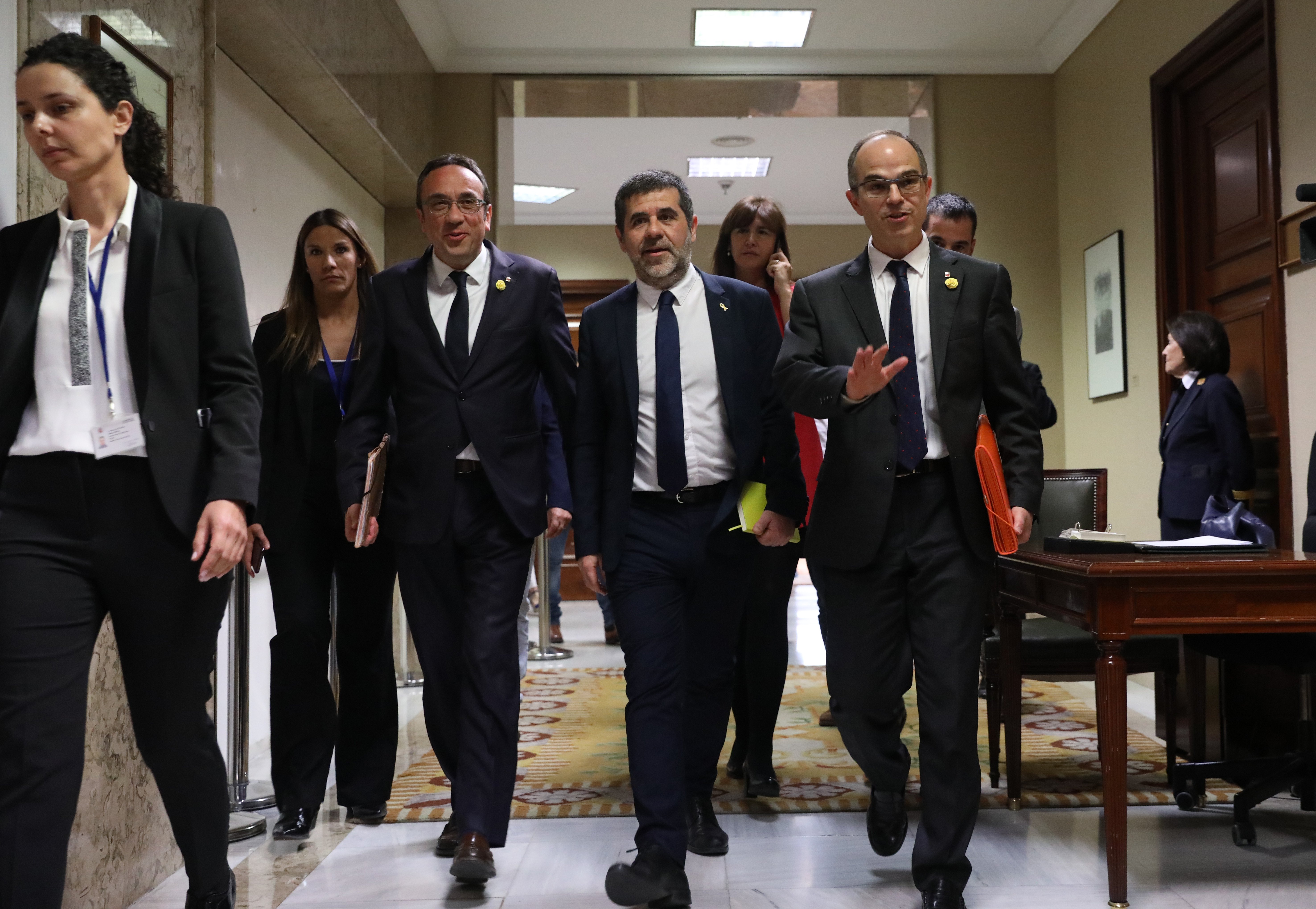 Sànchez, Rull y Turull reclaman al Supremo que acelere el informe del indulto