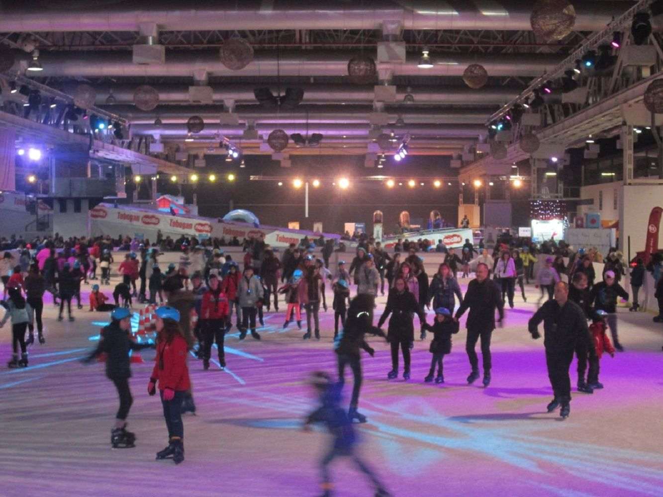 La pista de hielo que L'Hospitalet 'captó' a Barcelona atrae a 230.000 visitantes