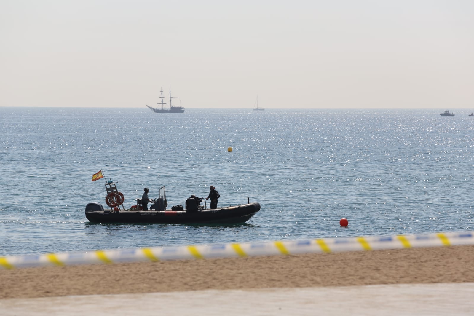 Barcelona beach closed over unexploded Civil War bomb