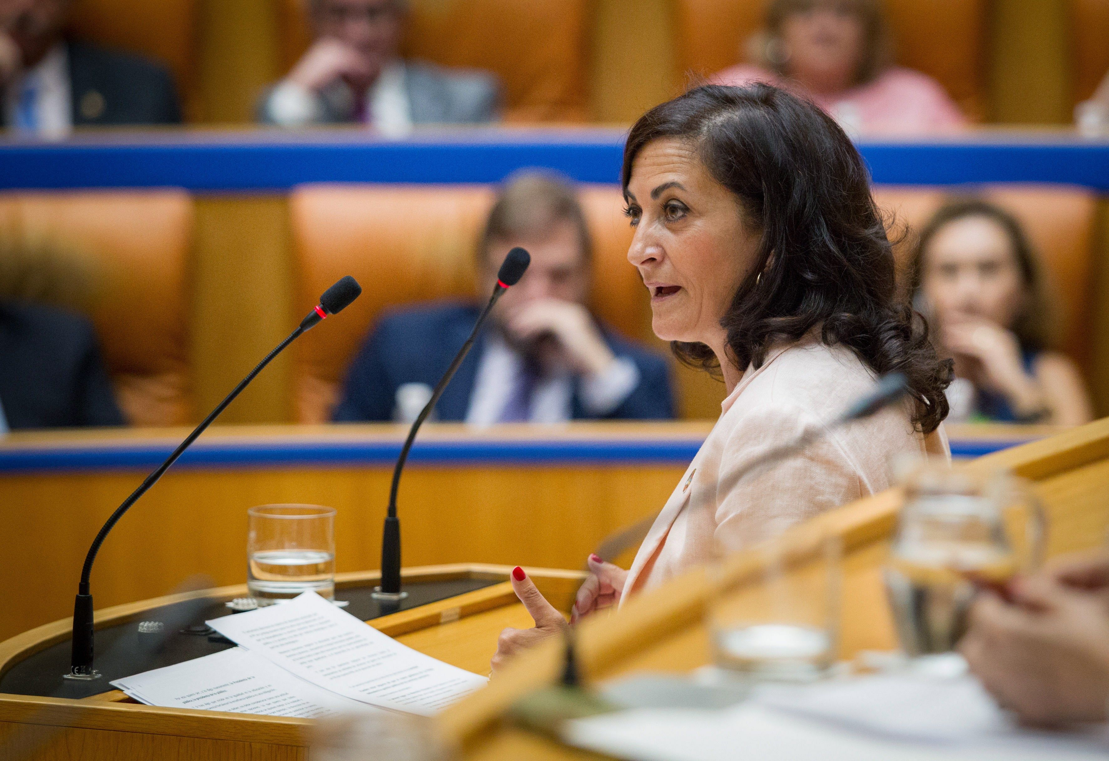 La socialista Concha Andreu, presidenta de La Rioja con el apoyo de Podemos e IU